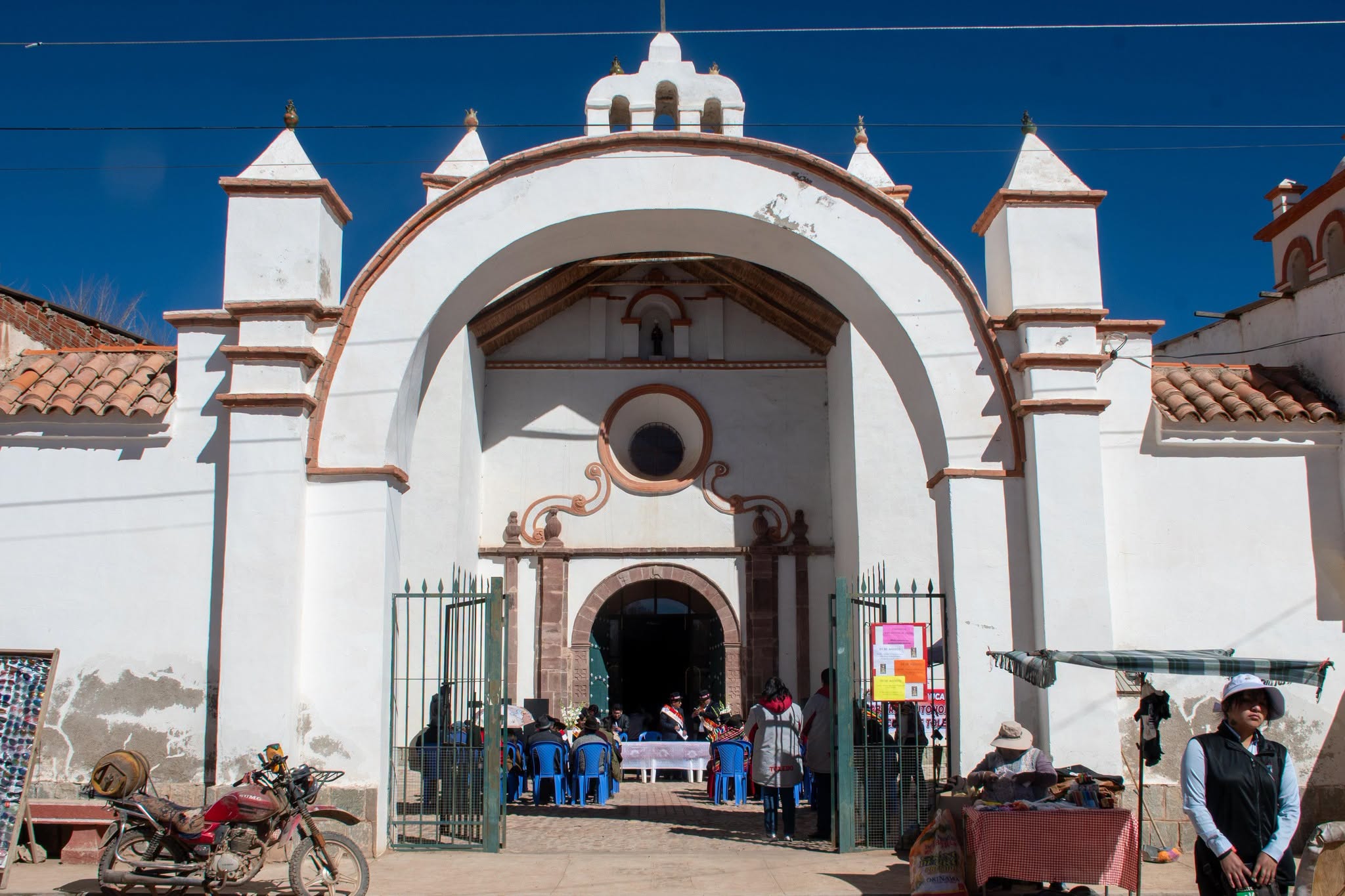 Iglesia Colonial San Agustín de Toledo. Fotos: Gobernación de Oruro.