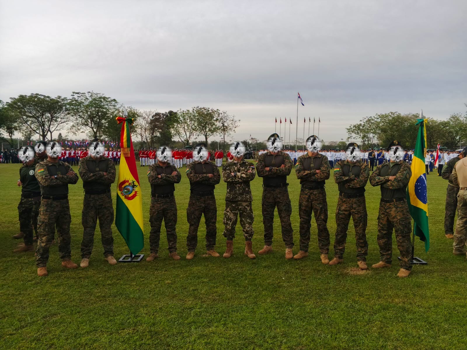 Equipo boliviano F-10 presente en la competencia internacional Fuerzas Comando Paraguay 2026. Fotos: Ministerio de Defensa.