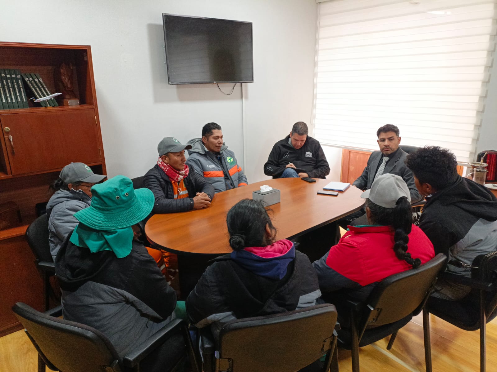 El Concejo Municipal asumió un papel de facilitador para acercar a ambas partes y dar a una salida al conflicto.