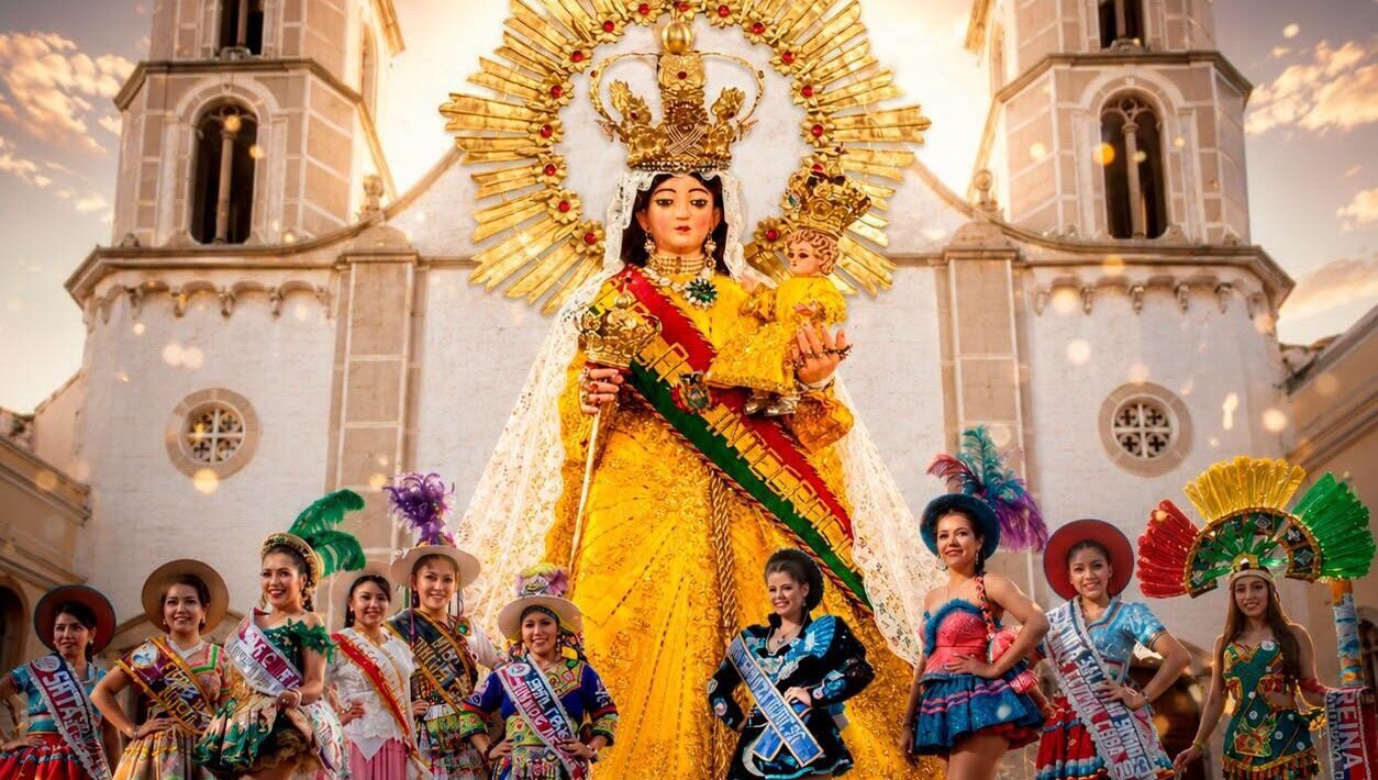 Afiche de invitación para el Entrada Folklórica por la Virgen de Urkupiña en Cochabamba. Foto: Alcaldía Quillacollo.