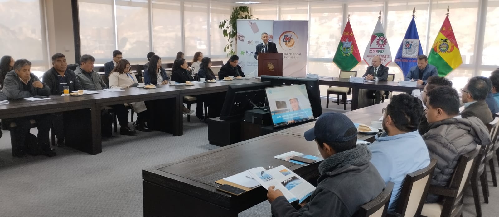 Durante la presentación se destacó el compromiso de Bolivia con la protección de la capa de ozono.