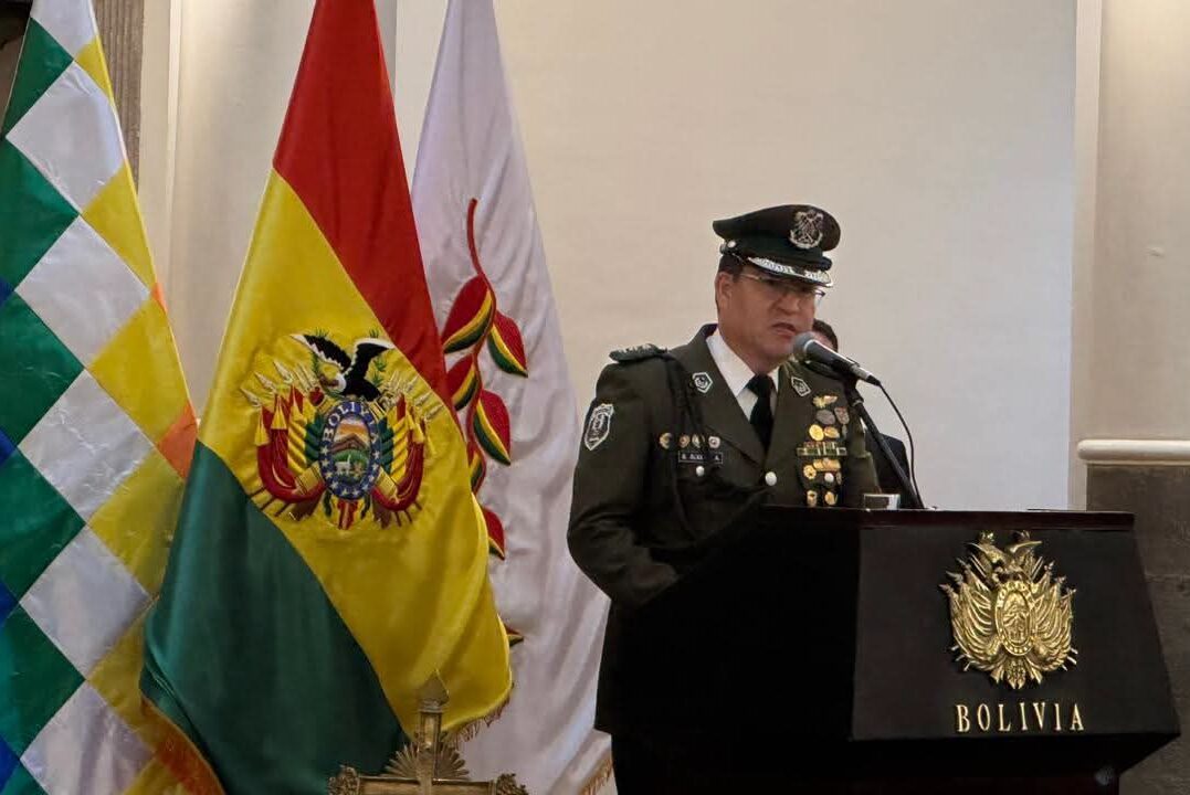 Cnl. Msc. Adrián Javier Álvarez Arismendi, comandante general de la Policía Boliviana, a.i.