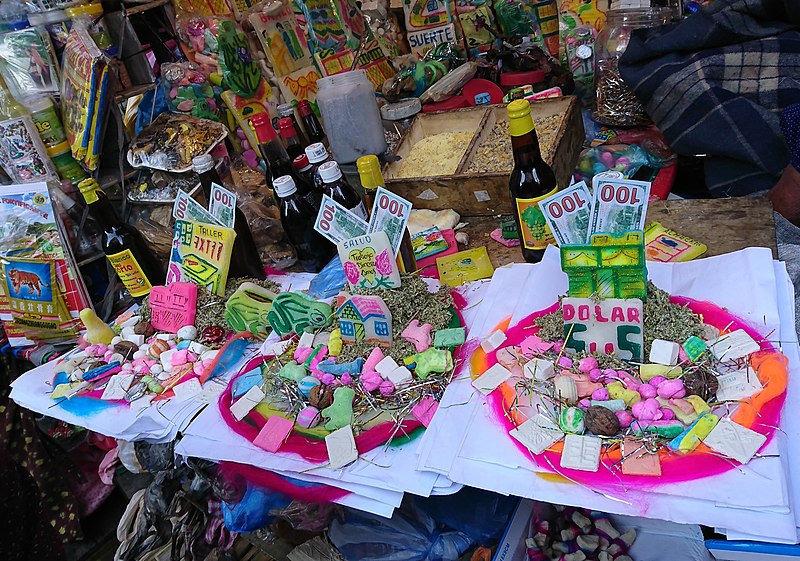 La mesa de ofrenda a la Pachamama.