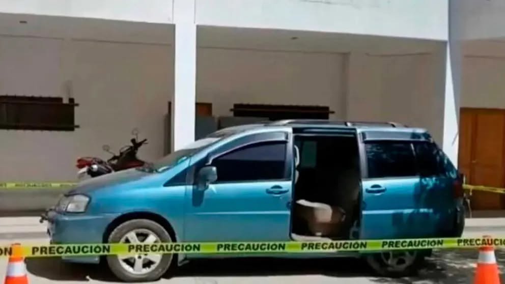 El taxi donde se cometieron múltiples violaciones. Foto: internet
