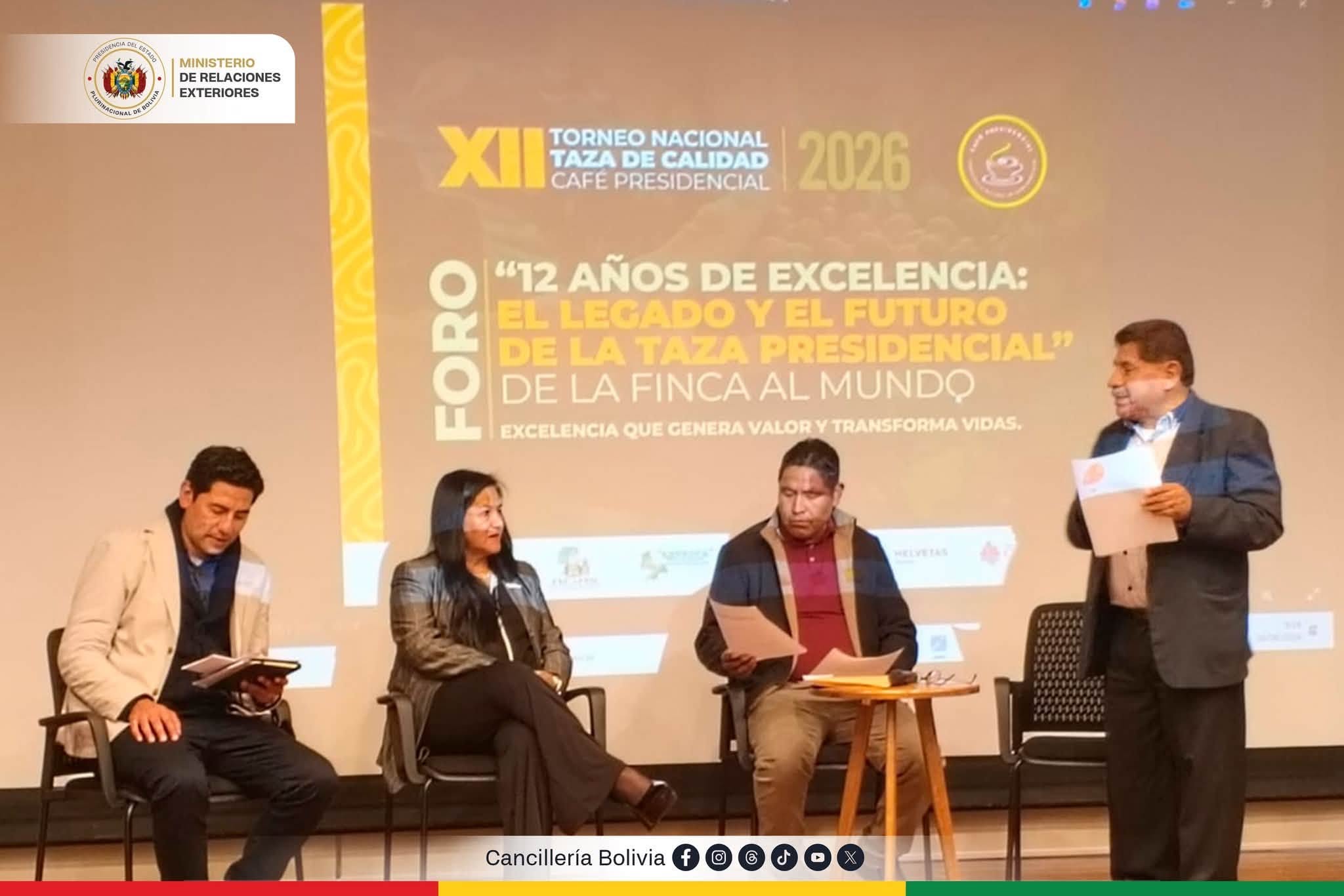 Los miembros de la cadena de producción de café boliviano se reunieron en La Paz. Foto: Cancillería.