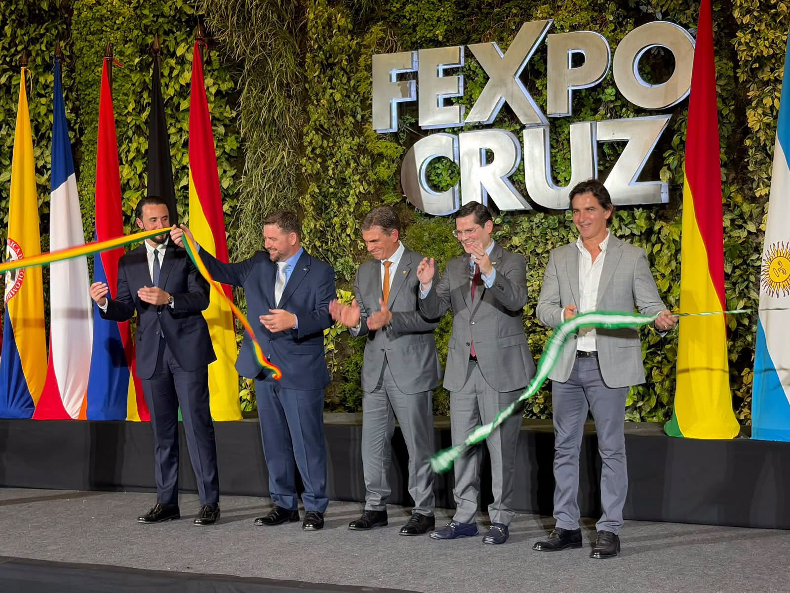 Inauguran oficialmente la 50° versión de Expocruz 2026 con presencia de autoridades.