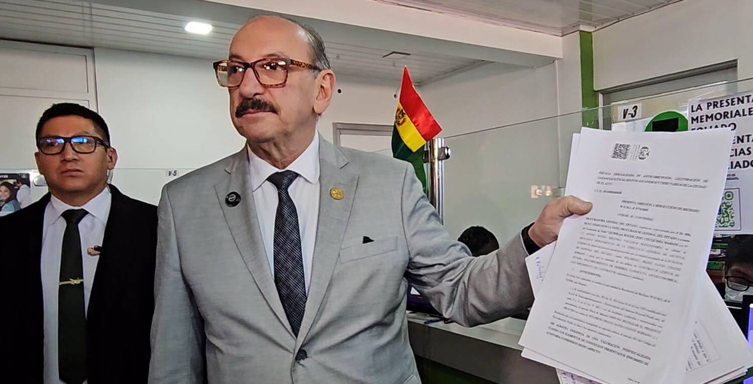 El procurador del Estado en la Fiscalía. Foto: PGE
