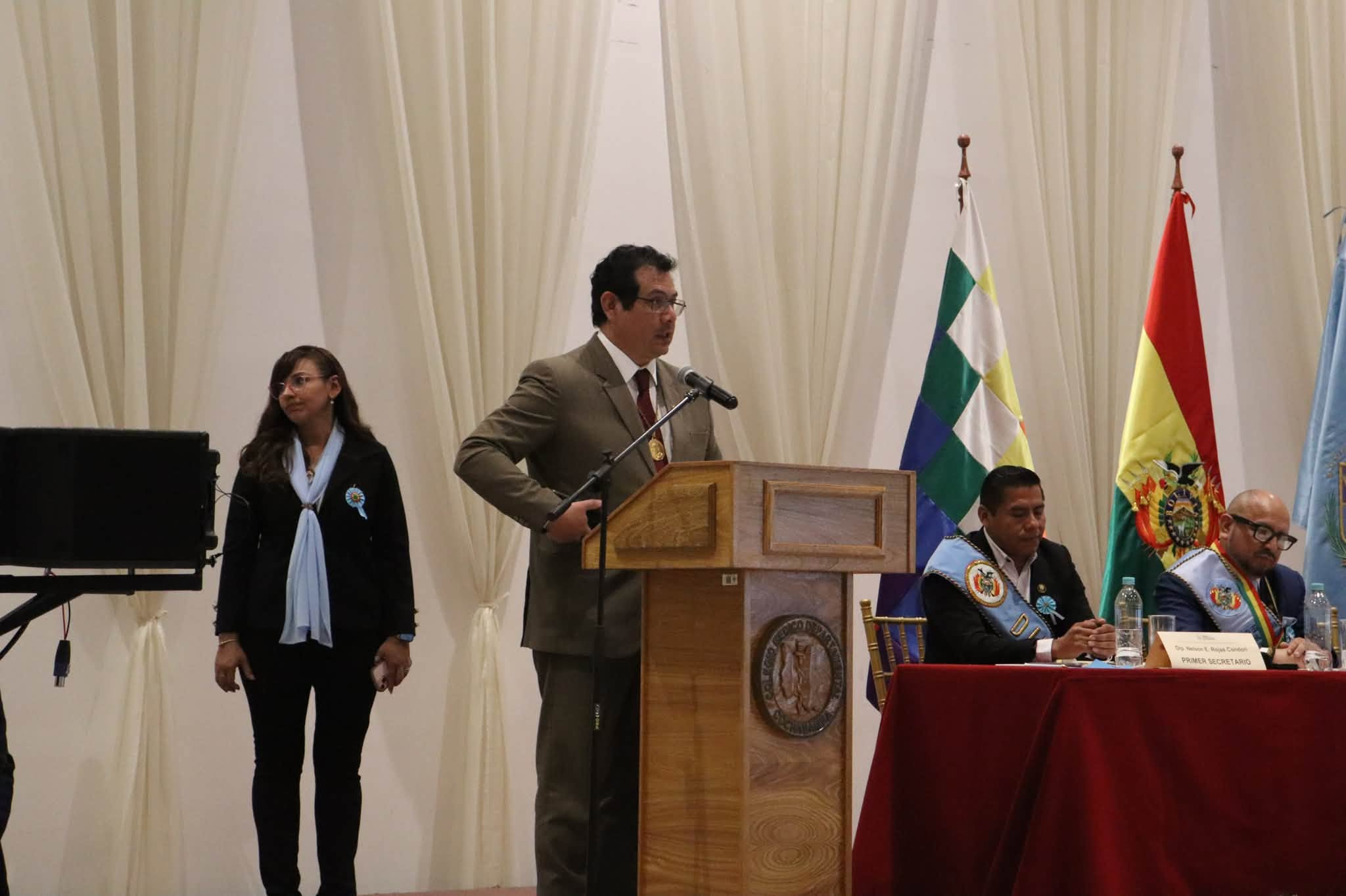 El presidente de la Cámara de Diputados, Roberto Castro, durante el acto. Foto: Diputados.