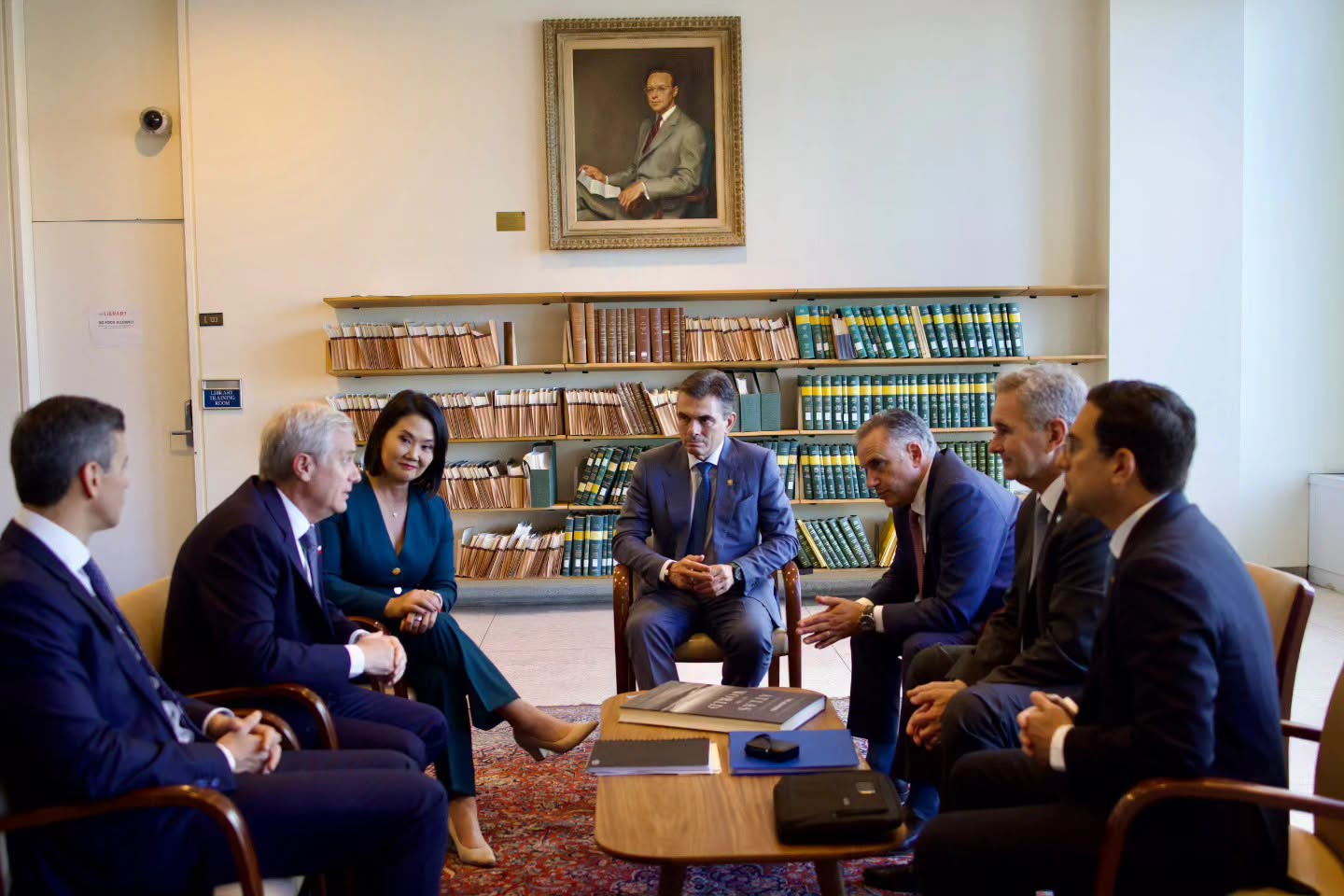 El presidente Rodrigo Paz junto mandatarios de la región.