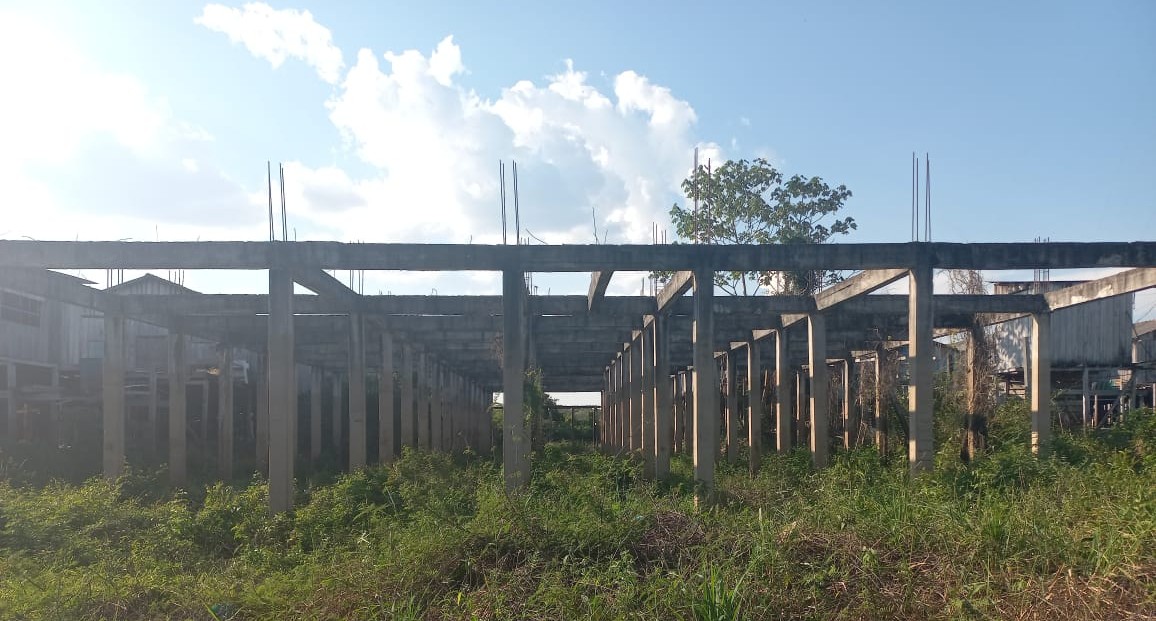 La construcción de la unidad educativa fue contratada por el Gobierno Autónomo Municipal de Magdalena. Foto: Contraloría.