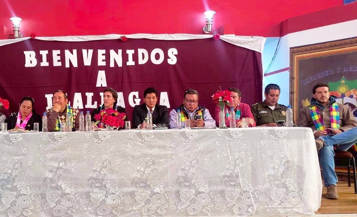Reunión sostenida con municipios y ayllus en Potosí. Fotos: ABC.