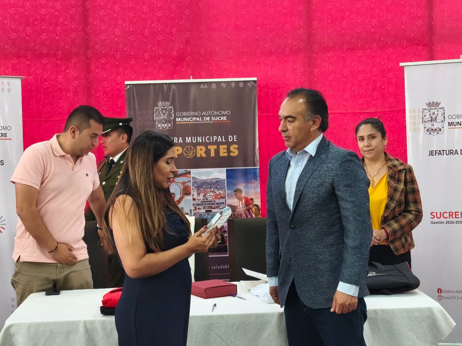 Transferencia de polideportivos a la Alcaldía de Sucre. Fotos: Ministerio de Salud y Deportes.