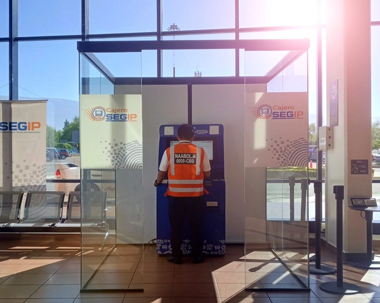 El cajero electrónico está disponible en el aeropuerto de Cochabamba.