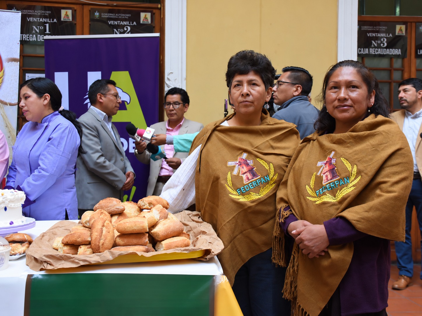 El lanzamiento de la Feria del Pan se realizó en la Gobernación de La Paz