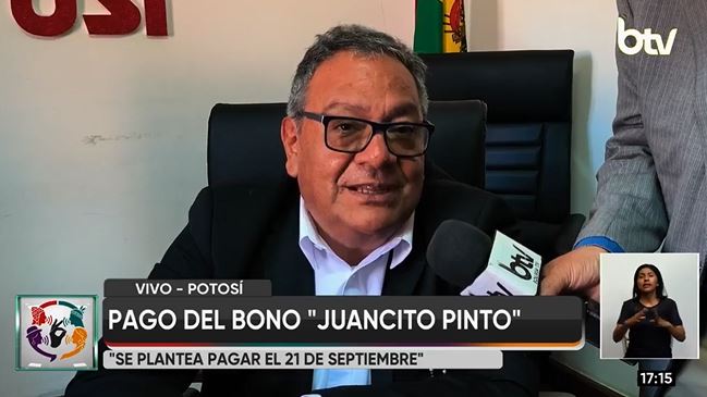 El ministro de Educación Ricardo Erick Sanjinés, en contacto con Btv.