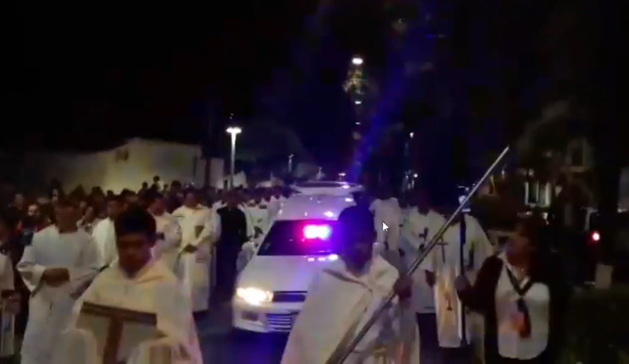 Caravana se dirige a la Catedral Metropolitana de Sucre. Foto: captura video