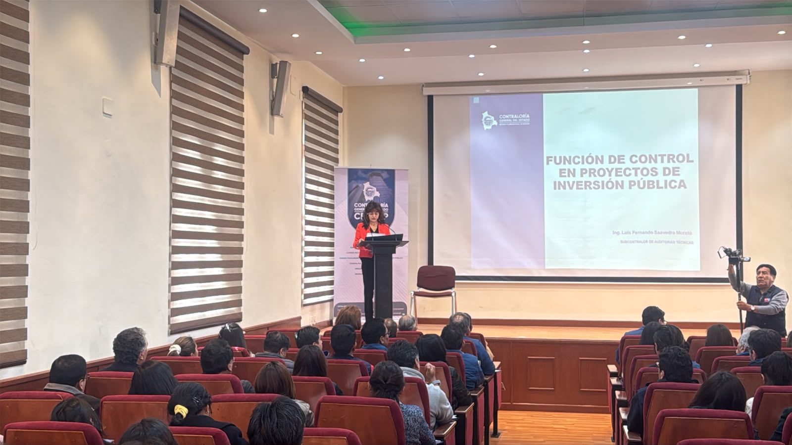 Capacitación de la Contraloría. Foto: CGE