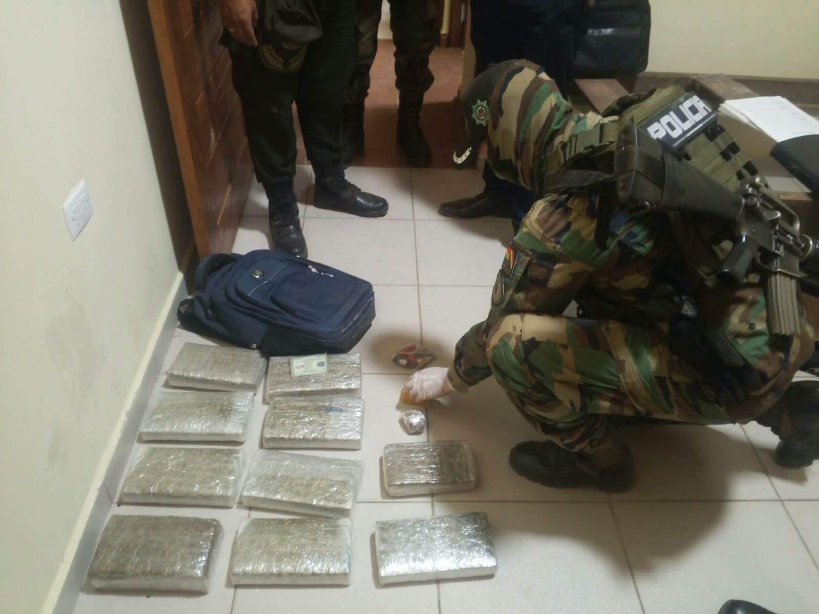 Las sustancias controladas encontradas por la Policía. Foto: FELCN