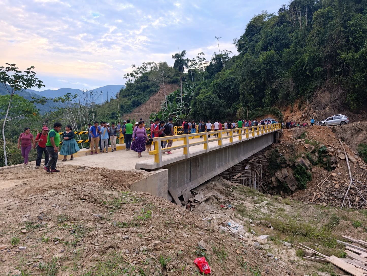 El puente mejorará la conexión hacia los mercados. Foto: Min de Producción.