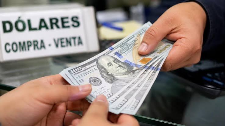 El BCB actualiza cotización del dólar.