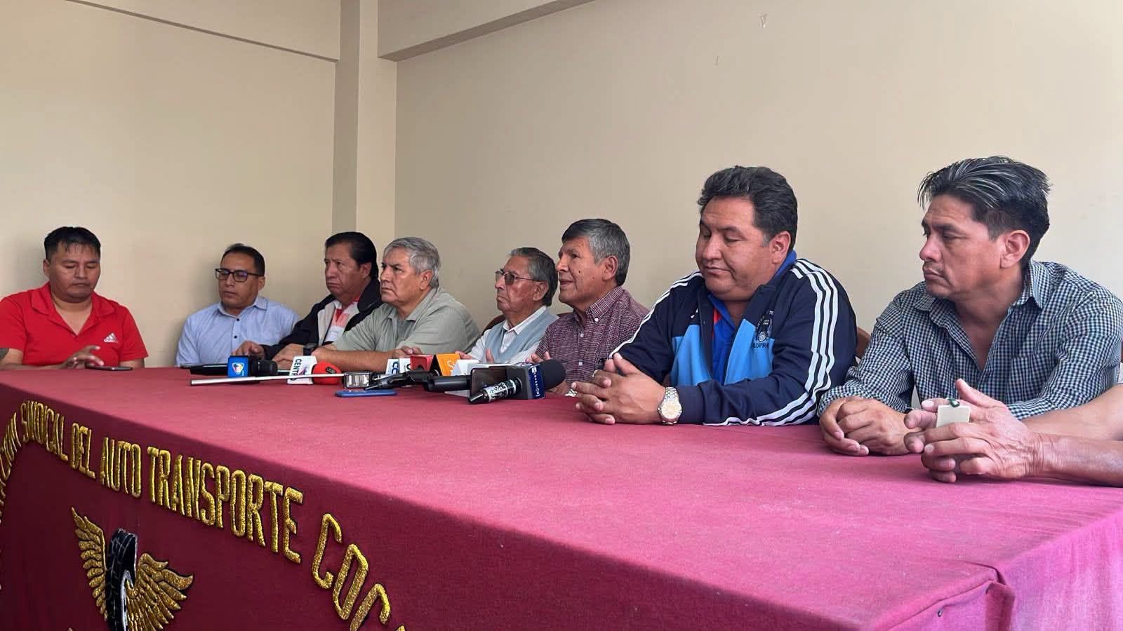 Representantes del transporte federado de Cochabamba. Foto: redes sociales