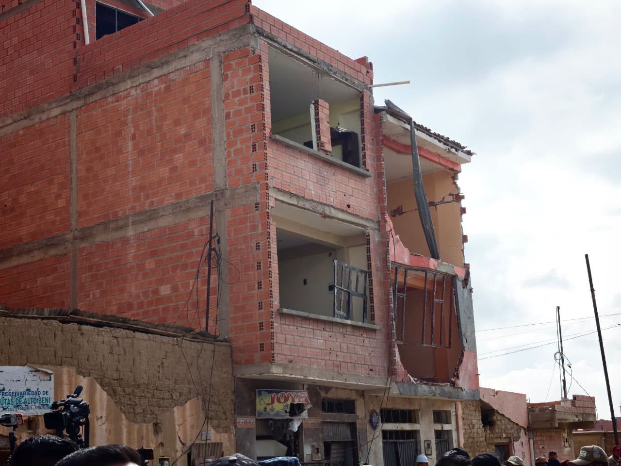 Una de las viviendas afectadas producto de las explosiones. Foto: Ministerio de Defensa