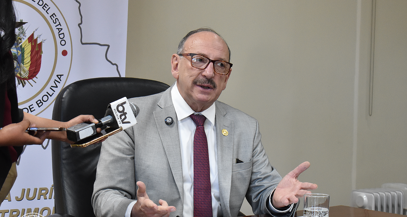 El procurador Hugo León La Faye. Foto: Procuraduría General del Estado.