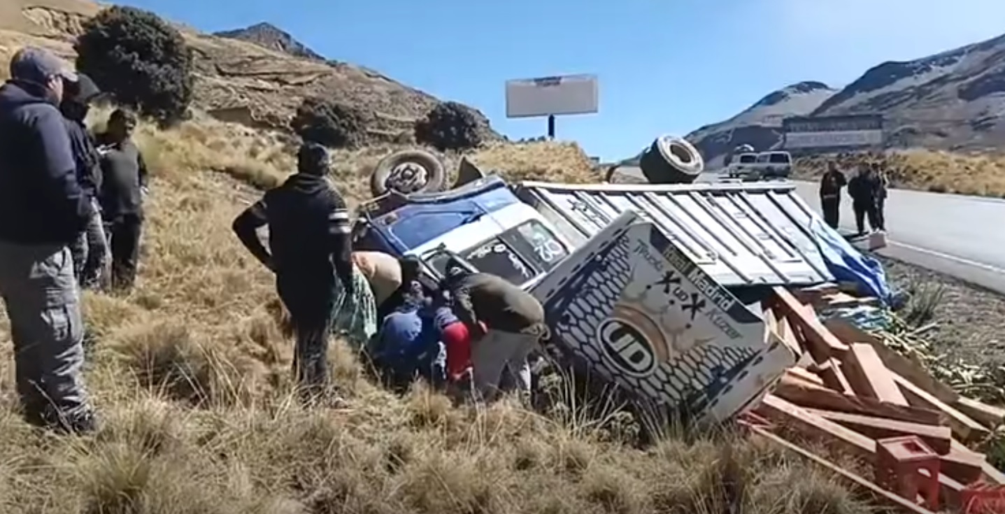 El estado del camión accidentado. Foto: captura video