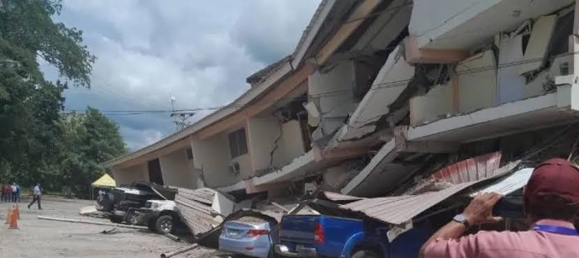 En principio solo se reportaron daños materiales.